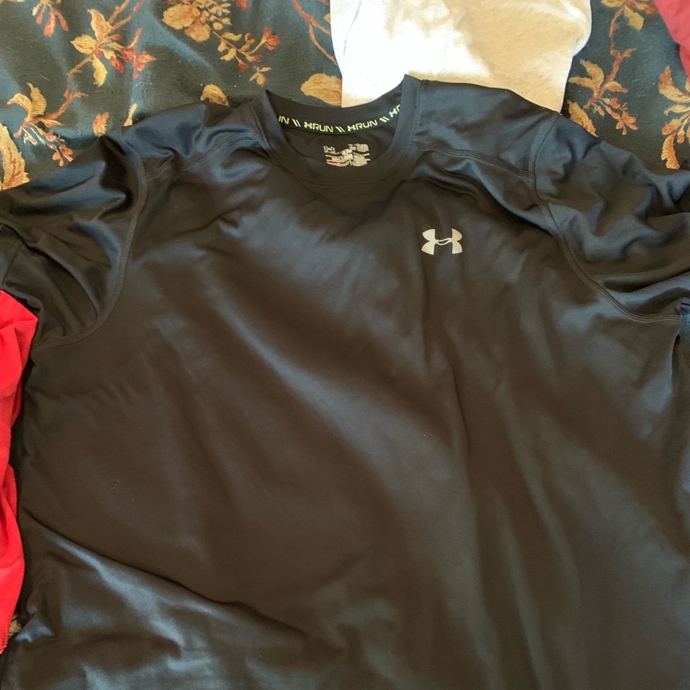 Heat gear shirt xl fitted